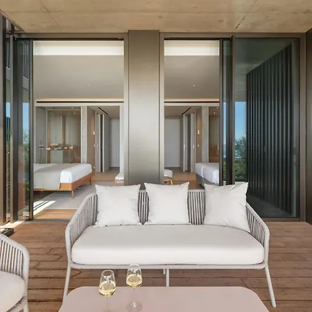 Luxury In - Savoy Monumentalis Ii Apartment