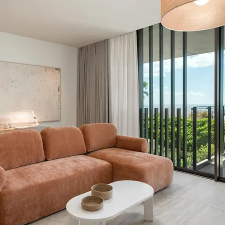 Luxury In - Savoy Monumentalis Ii Apartment