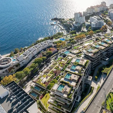 Luxury In - Savoy Monumentalis Ii