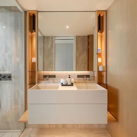 Luxury In - Savoy Monumentalis Ii Фуншал