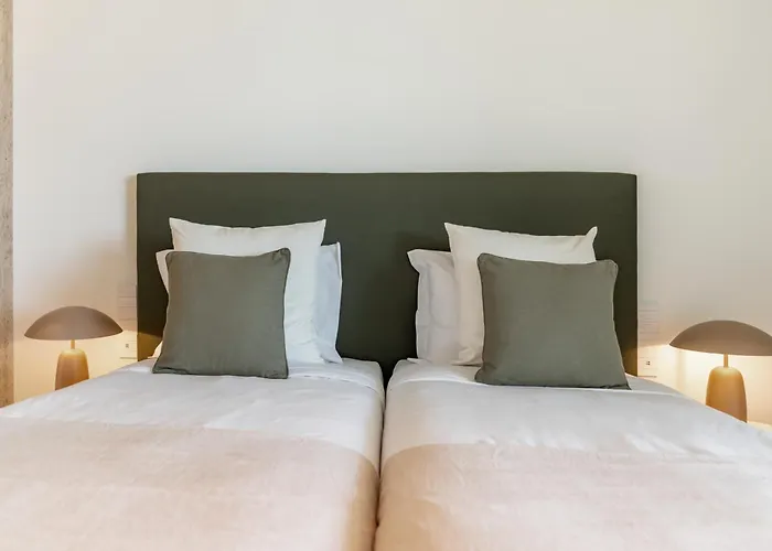 Luxury In - Savoy Monumentalis Ii Funchal (Madeira)